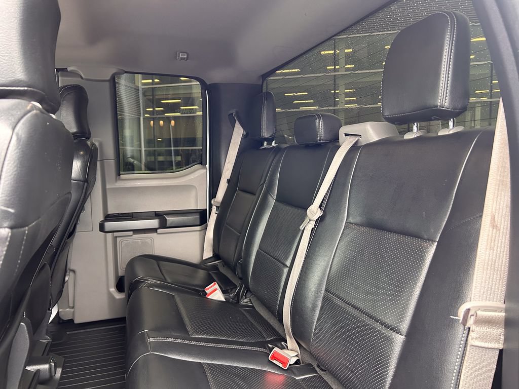 Used 2019 Ford F250 XLT w/ XLT Premium Package AWD/4WD image 13