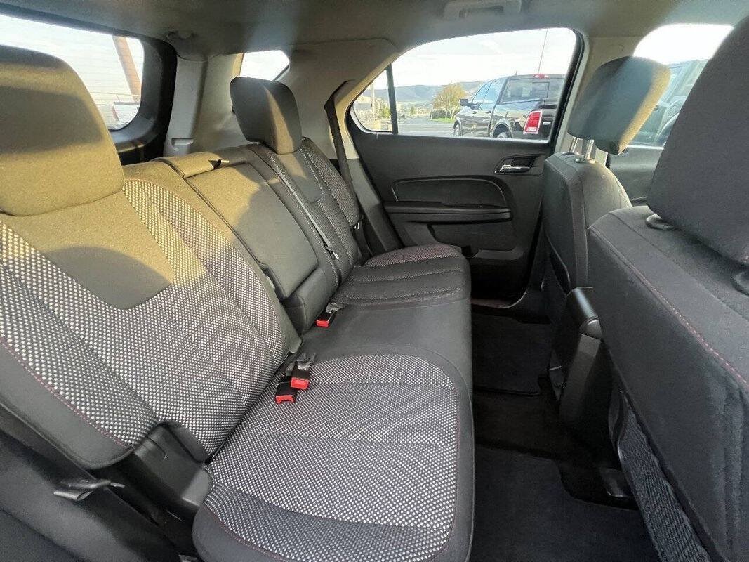 Used 2011 Chevrolet Equinox LT w/ Driver Convenience Package AWD/4WD image 8