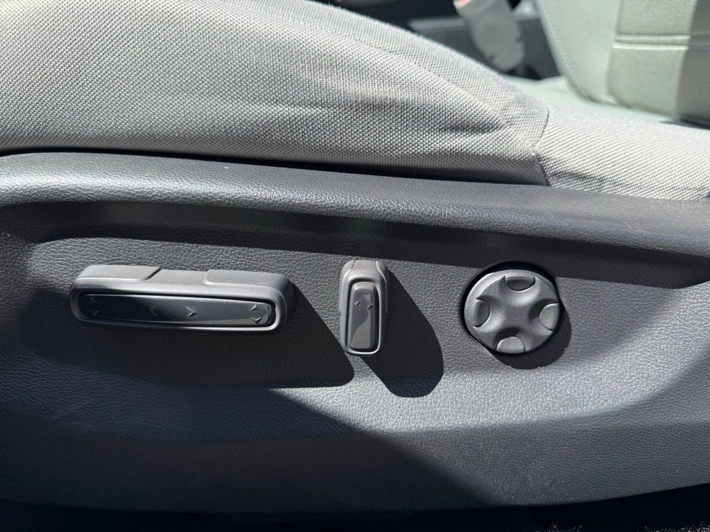 Used 2019 Honda CR-V EX image 22