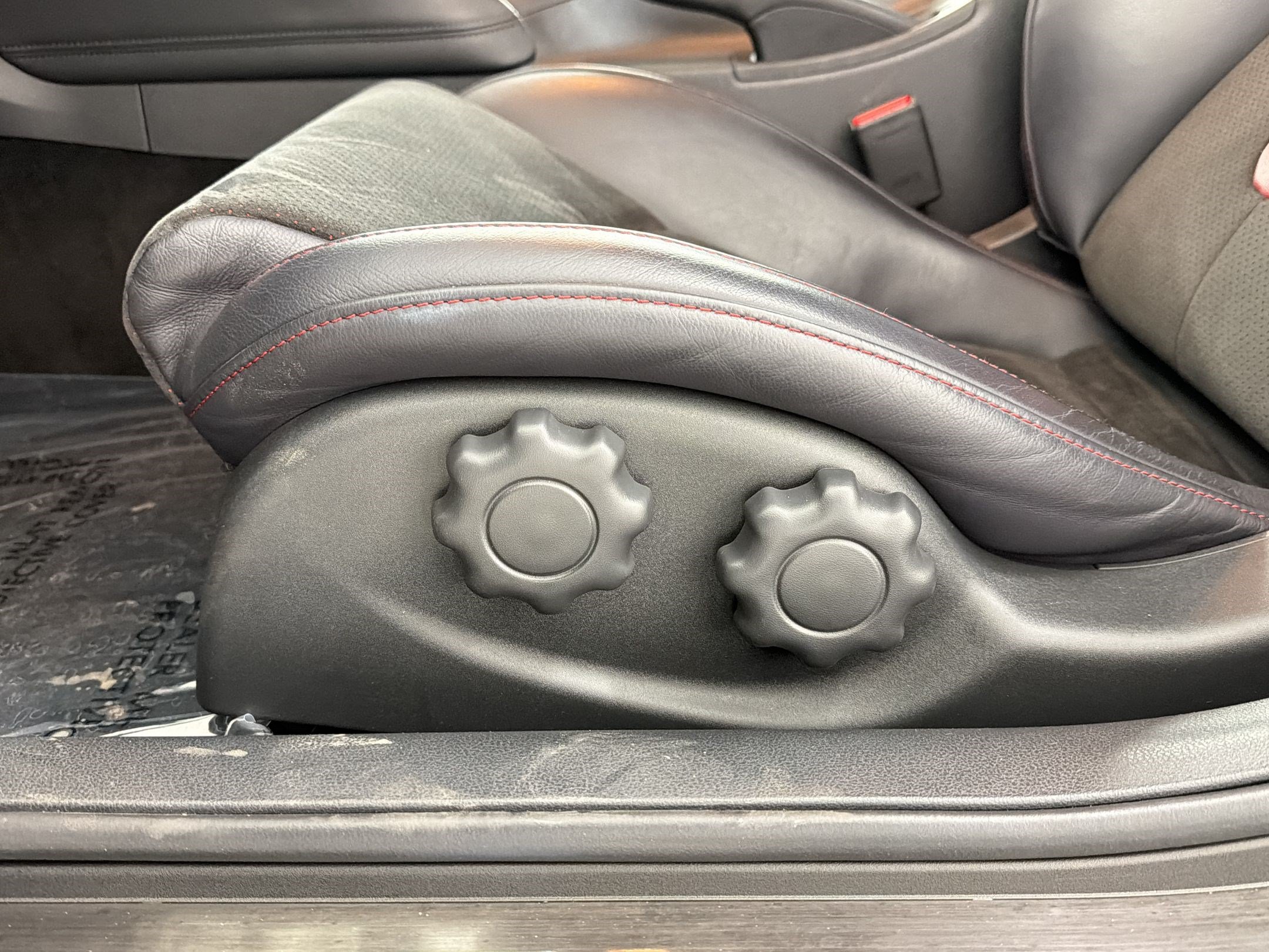 Used 2024 Nissan Z NISMO w/ Floor Mat Package RWD image 13
