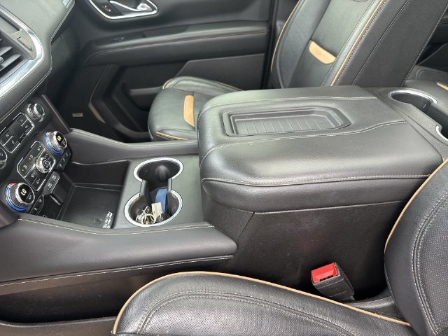 Certified 2021 GMC Yukon AT4 w/ AT4 Premium Plus Package AWD/4WD image 32