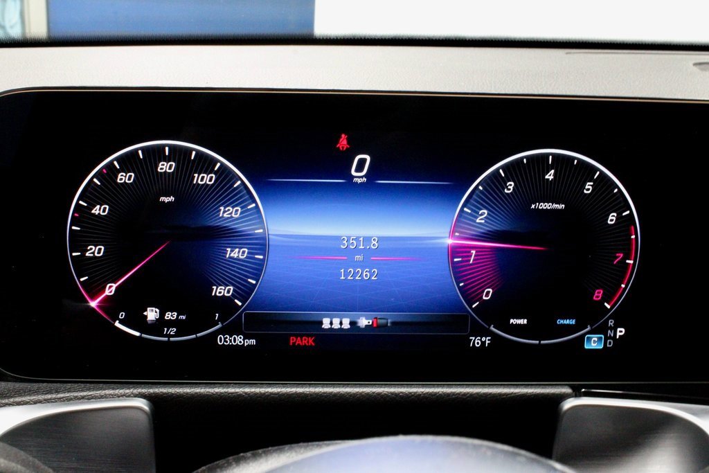 Used 2025 Mercedes-Benz GLB 250 image 28