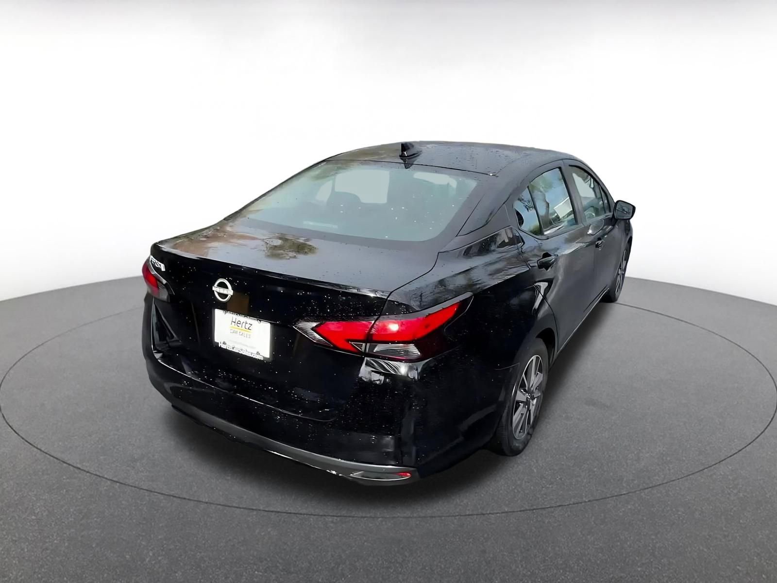 Used 2025 Nissan Versa SV image 14