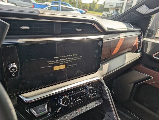New 2026 GMC Sierra 2500 Denali Ultimate AWD/4WD image 21
