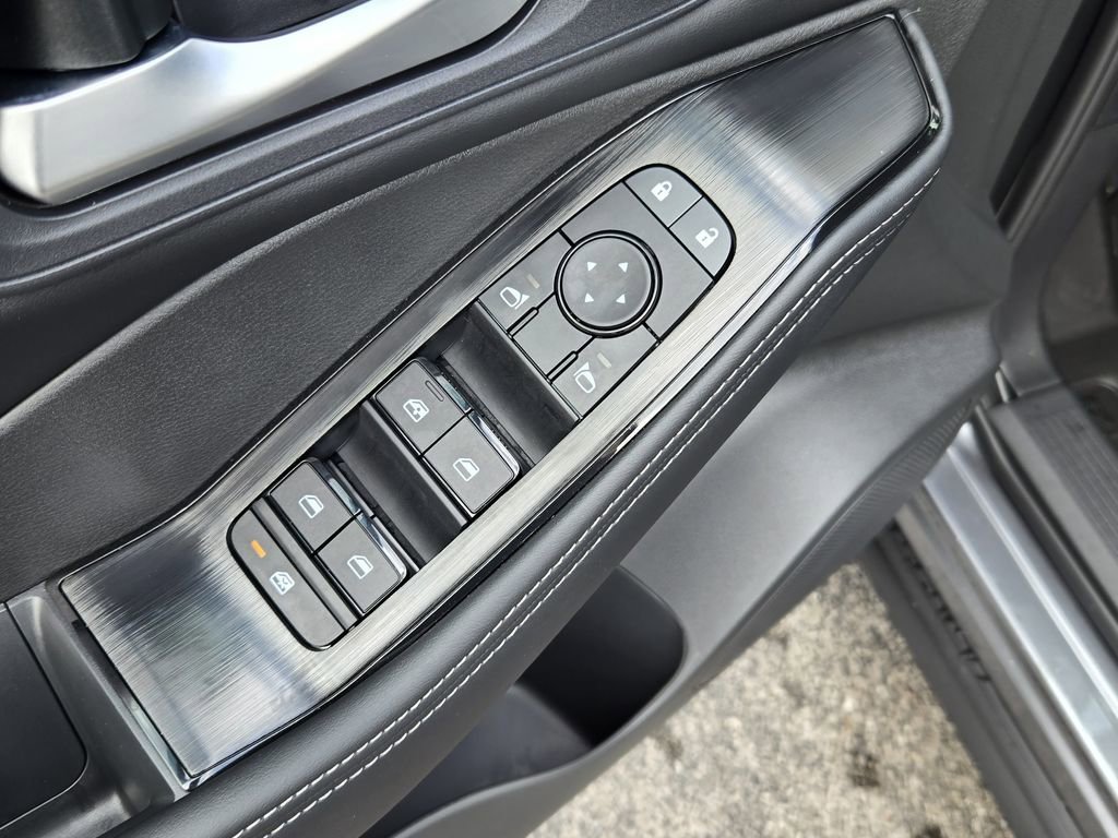 New 2026 Nissan Rogue SV w/ Cold Weather Package FWD image 17