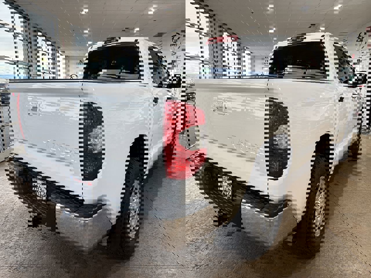 Used 2017 Toyota Tundra SR5 image 2