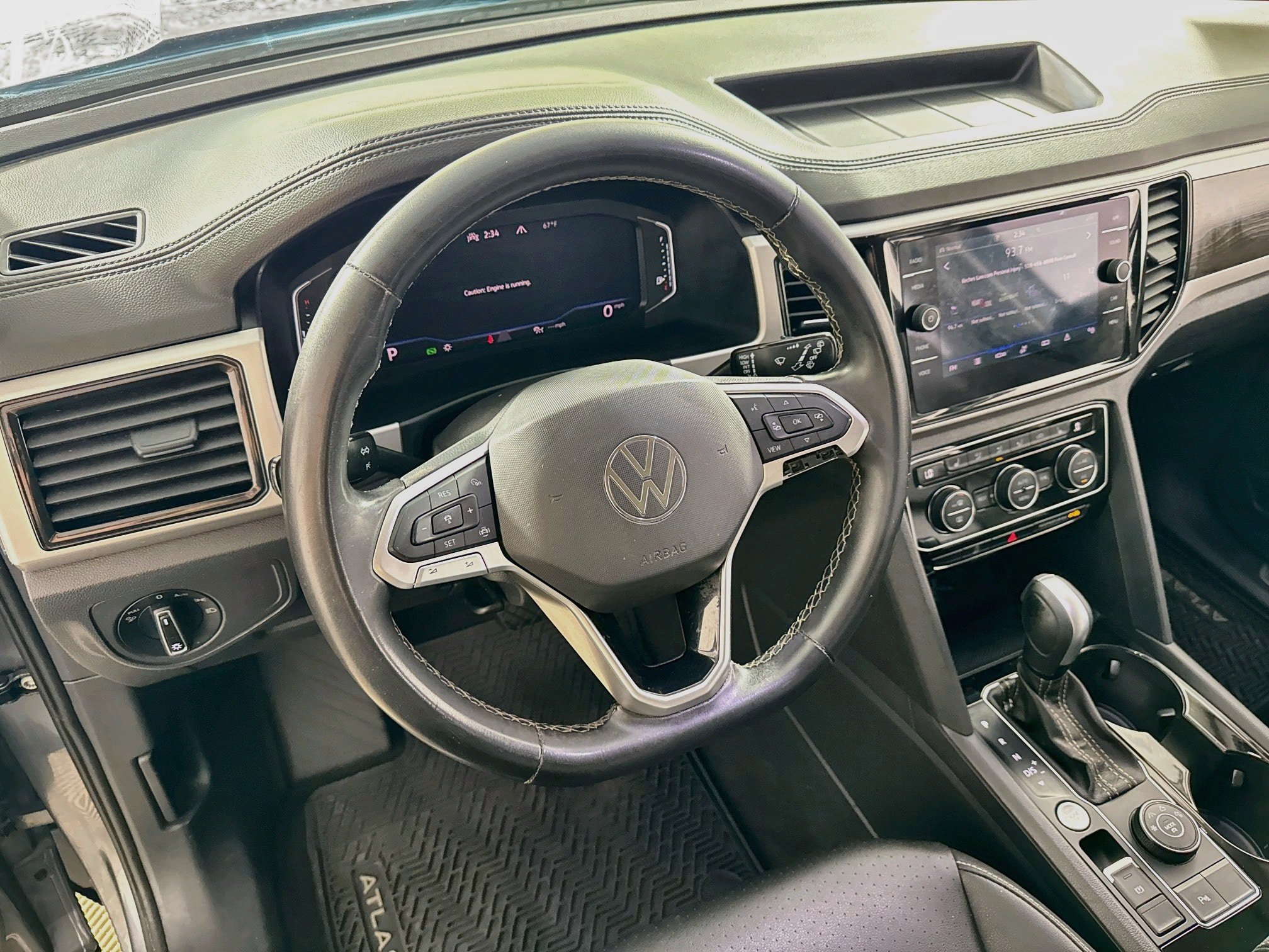 Used 2023 Volkswagen Atlas SE w/ Black Wheel Package AWD/4WD image 23