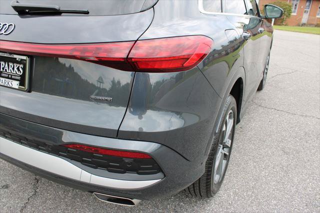 Certified 2025 Audi Q5 Premium Plus w/ Premium Plus AWD/4WD image 46
