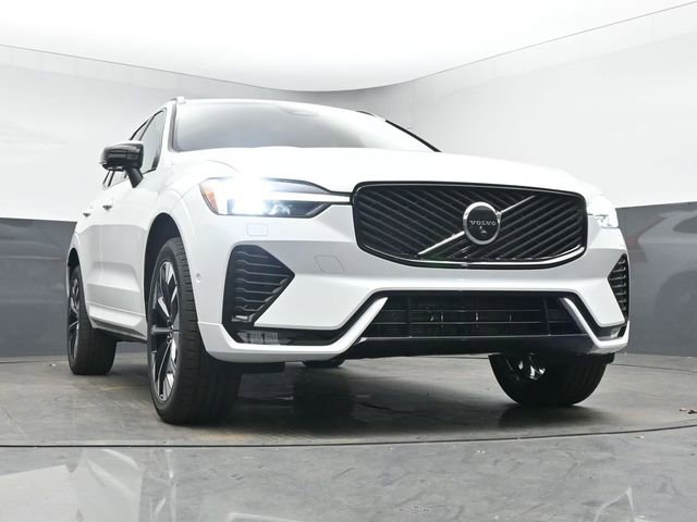New 2026 Volvo XC60 B5 Plus w/ Protection Package Premier image 39