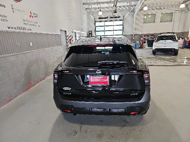 New 2026 Nissan Kicks SV w/ SV Premium Package AWD/4WD image 4