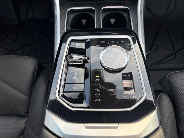 New 2026 BMW 740i xDrive image 18