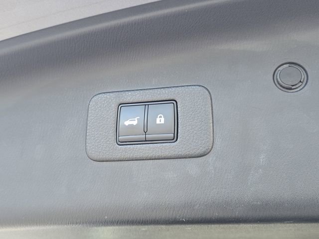 Certified 2023 Nissan Armada SL w/ Captain's Chairs Package image 11