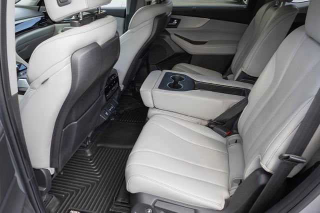 Used 2022 Acura MDX SH-AWD w/ Technology Package image 17