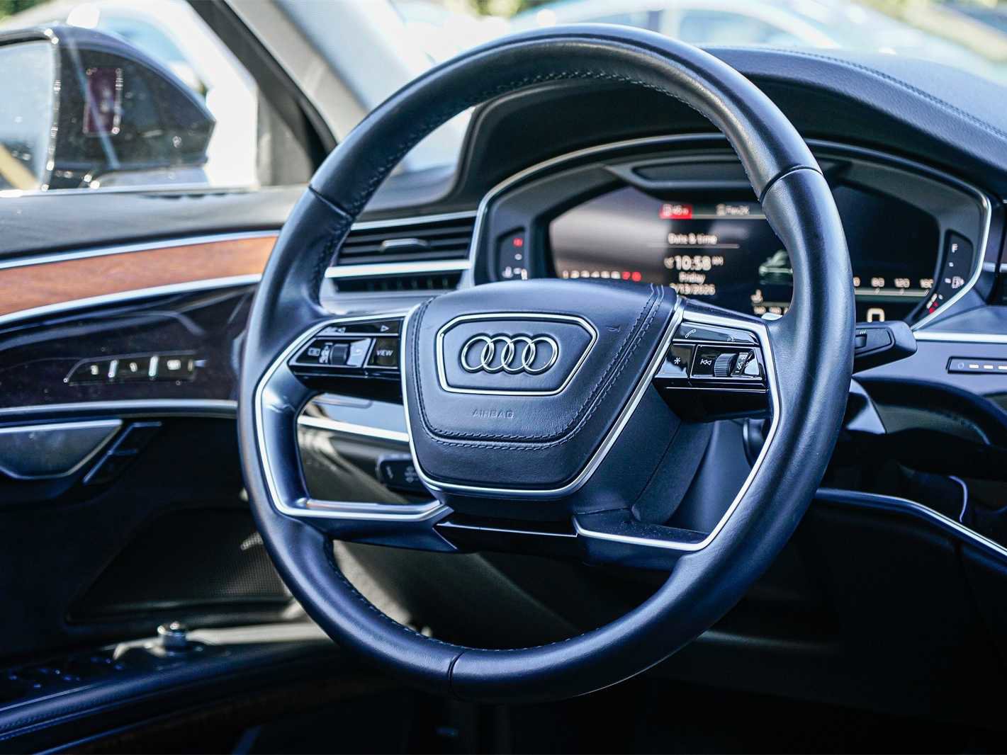 Used 2022 Audi A8 L 3.0T w/ Executive Package image 15