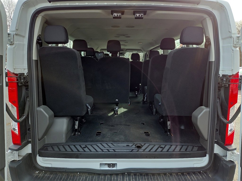 Used 2022 Ford Transit 350 XL image 28