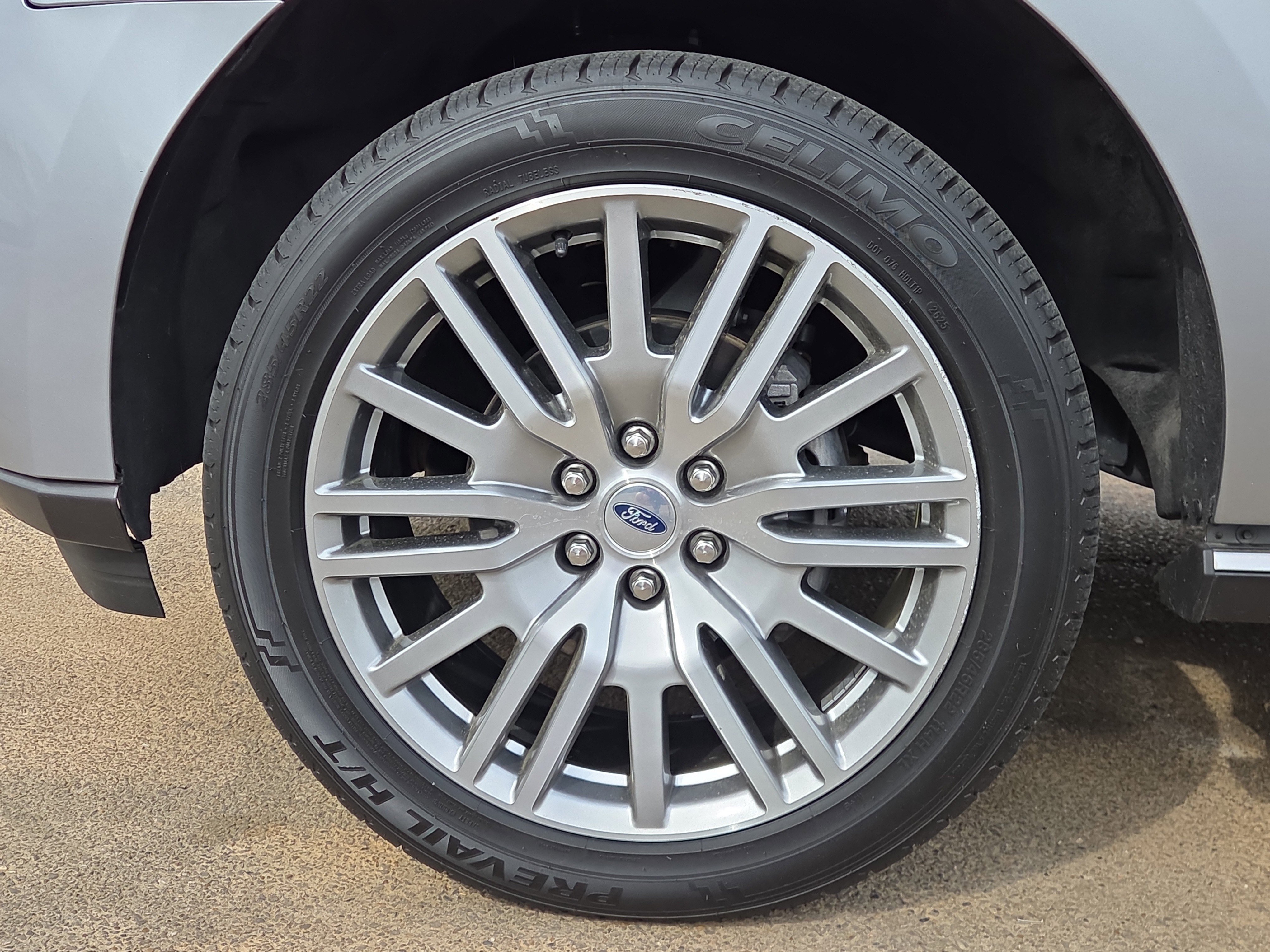 Certified 2024 Ford Expedition Max Limited AWD/4WD image 9