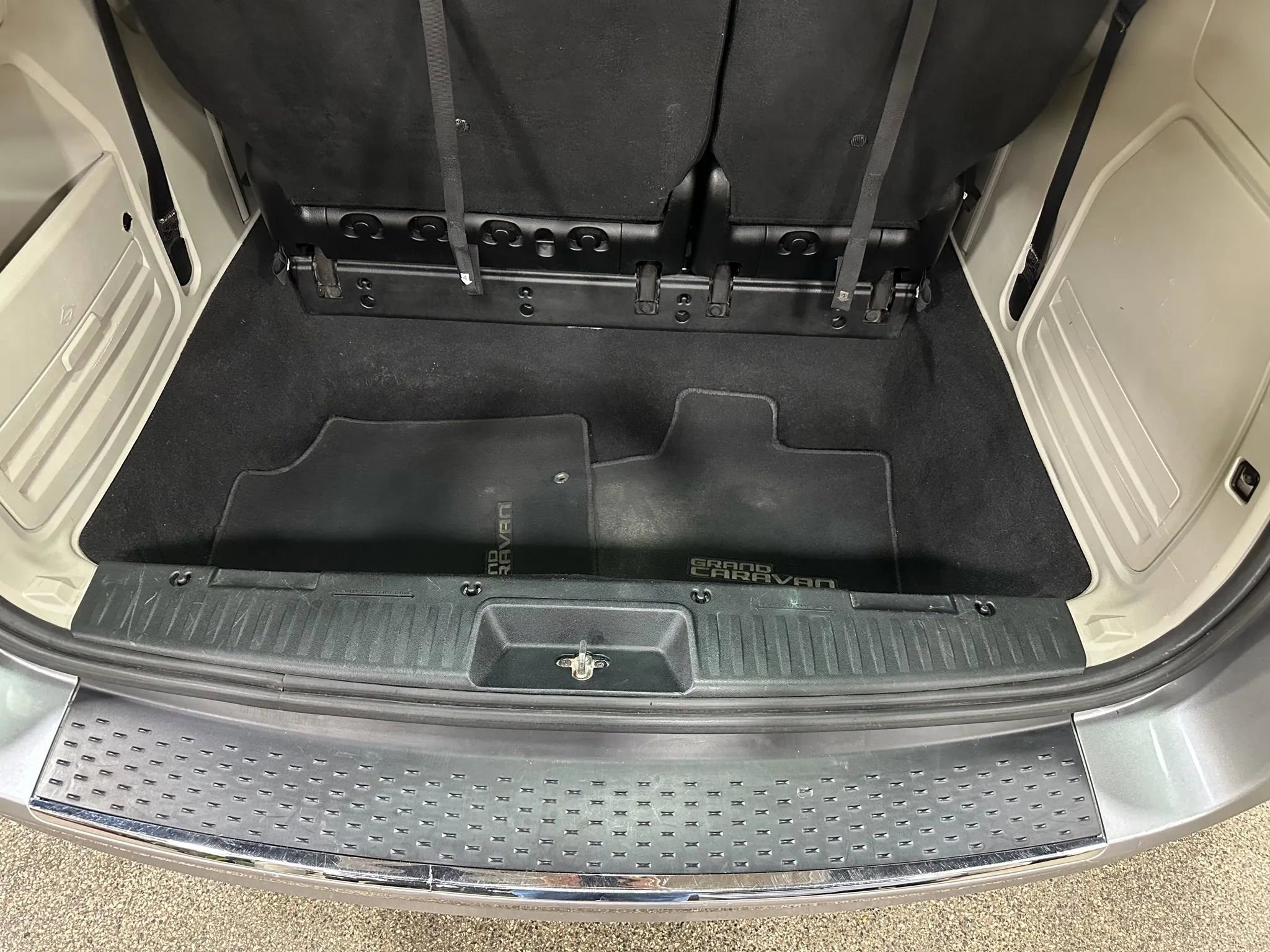 Used 2014 Dodge Grand Caravan SE w/ Quick Order Package 29E SE image 23