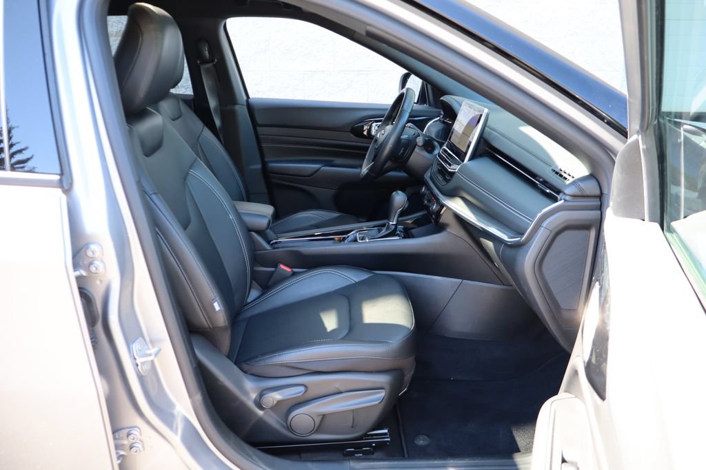 Used 2022 Jeep Compass High Altitude AWD/4WD image 29