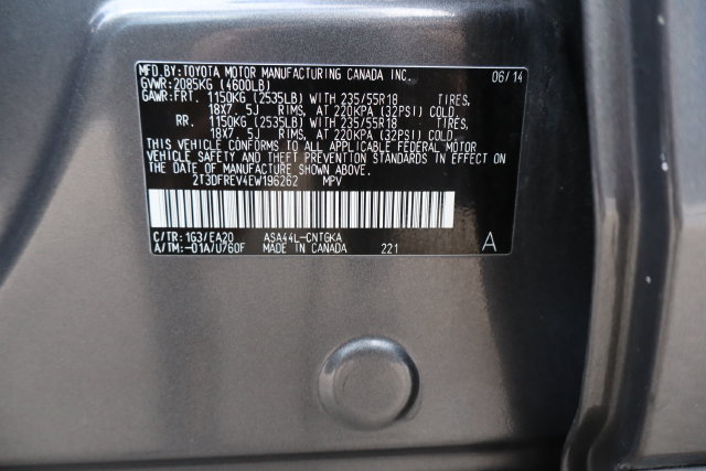 Used 2014 Toyota RAV4 Limited w/ Technology Package AWD/4WD image 39