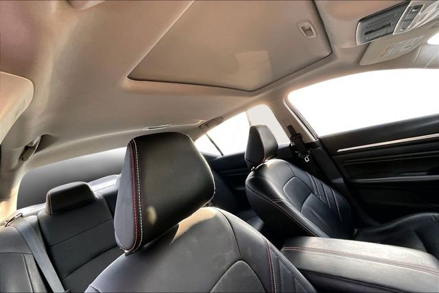 Used 2023 Nissan Altima 2.5 SR w/ SR Premium Package image 19