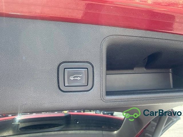 Certified 2021 GMC Terrain SLT FWD image 10