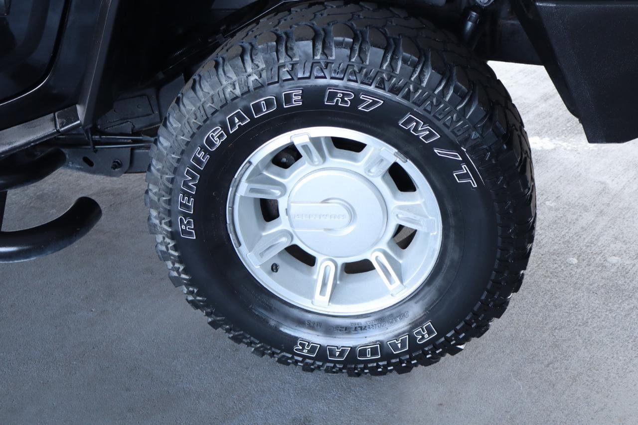 Used 2005 HUMMER H2 SUT AWD/4WD image 46