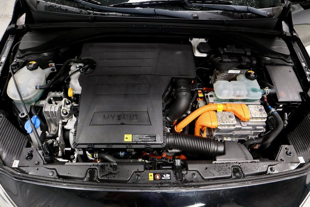 Used 2018 Hyundai Ioniq Blue image 16