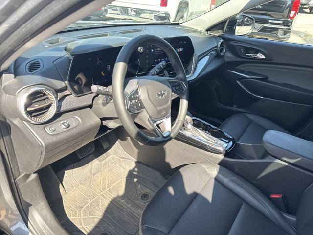 Used 2024 Chevrolet Trax ACTIV w/ Sunroof Package FWD image 10