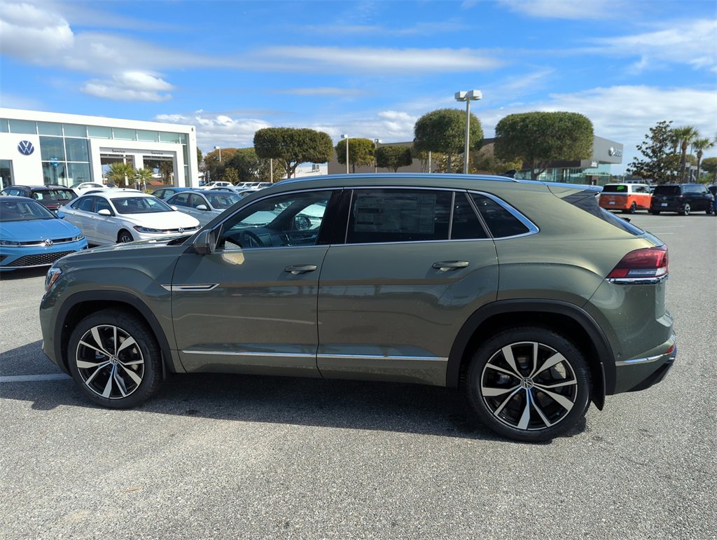 New 2026 Volkswagen Atlas Cross Sport SEL Premium R-Line image 10
