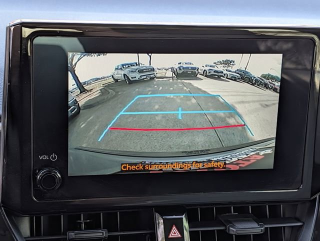 Used 2025 Toyota Corolla Cross L FWD image 19