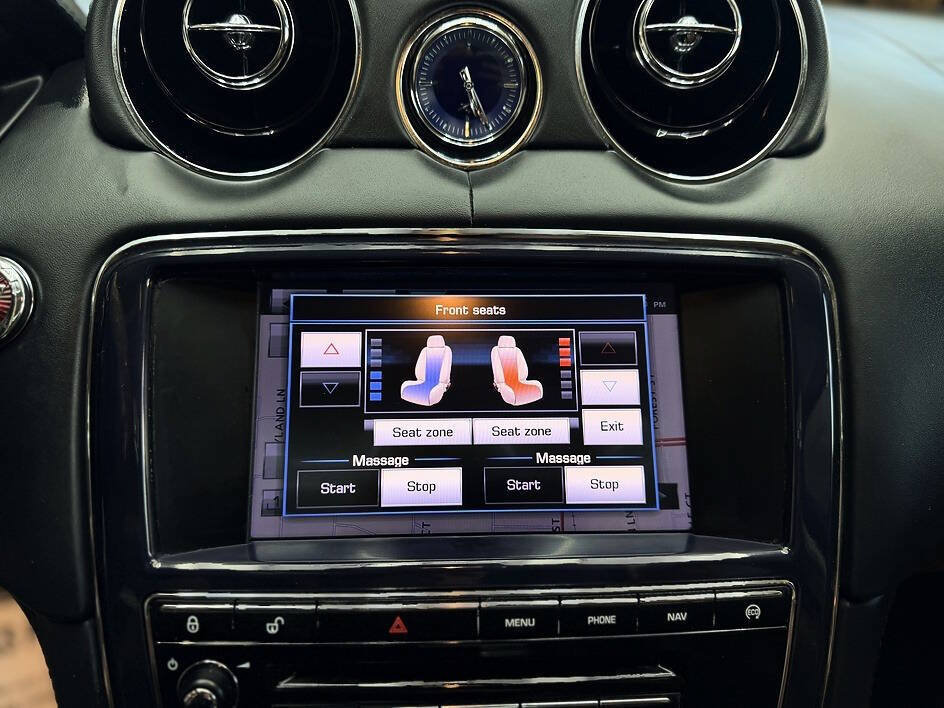 Used 2013 Jaguar XJ AWD image 11