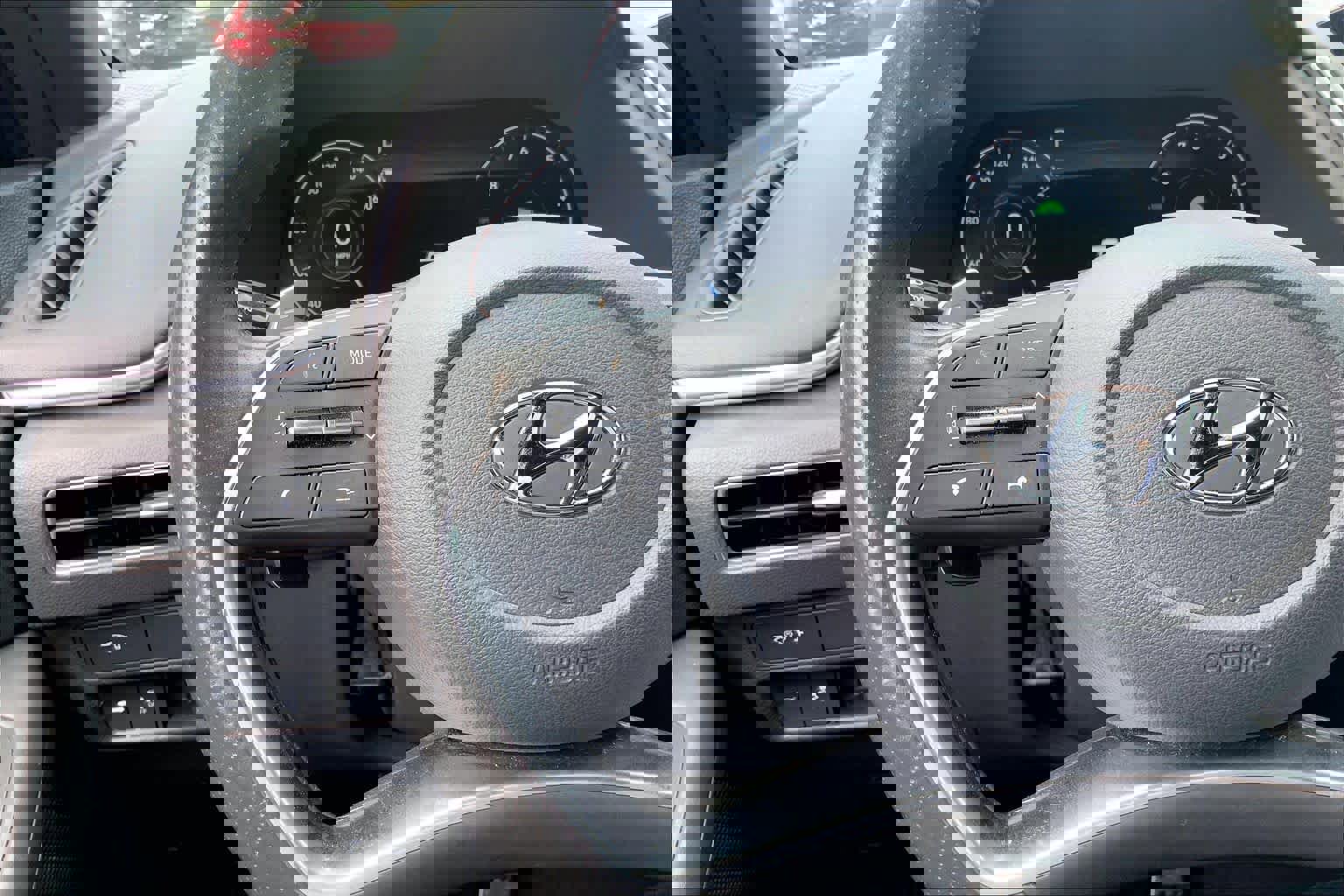 Used 2021 Hyundai Sonata SEL Plus w/ Tech Package image 24