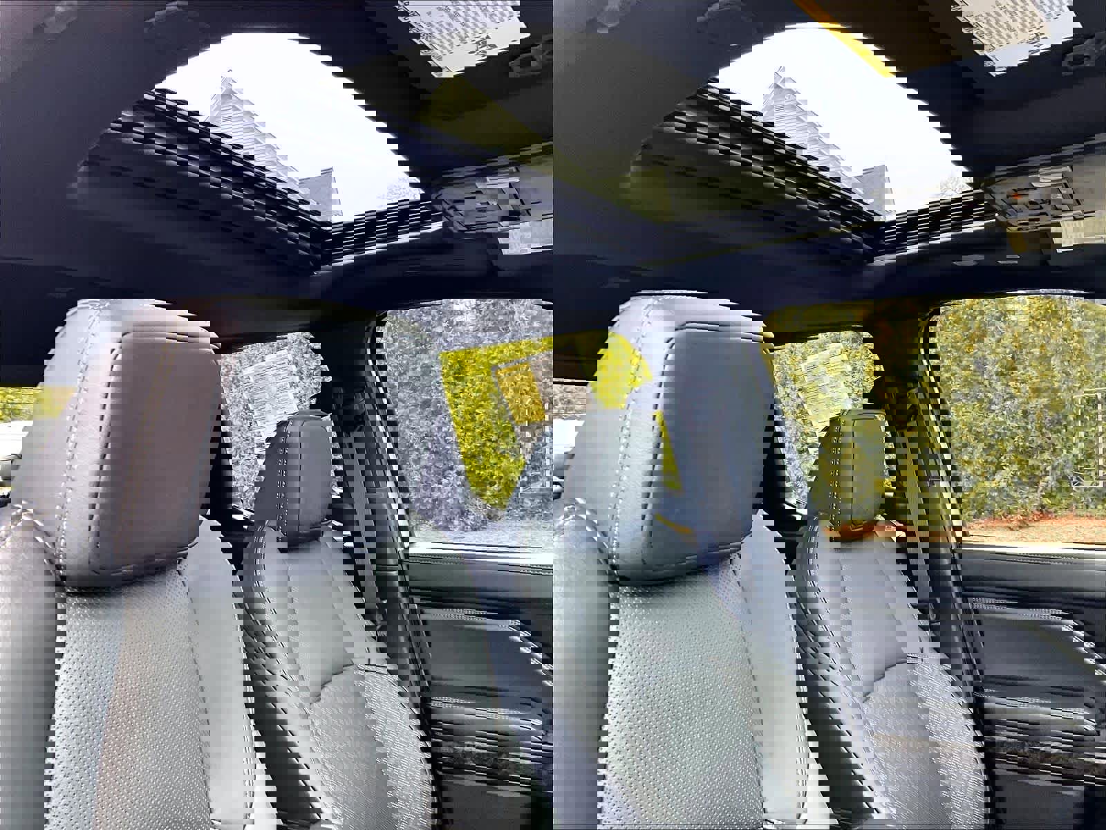 Used 2025 Toyota Tacoma Limited image 22