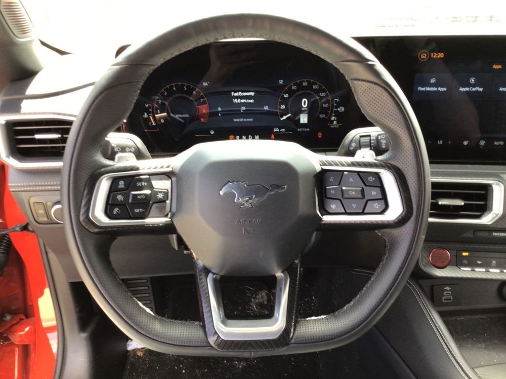 Used 2025 Ford Mustang GT Premium RWD image 29
