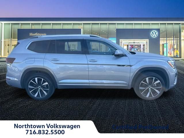 Certified 2025 Volkswagen Atlas SEL Premium R-Line image 2