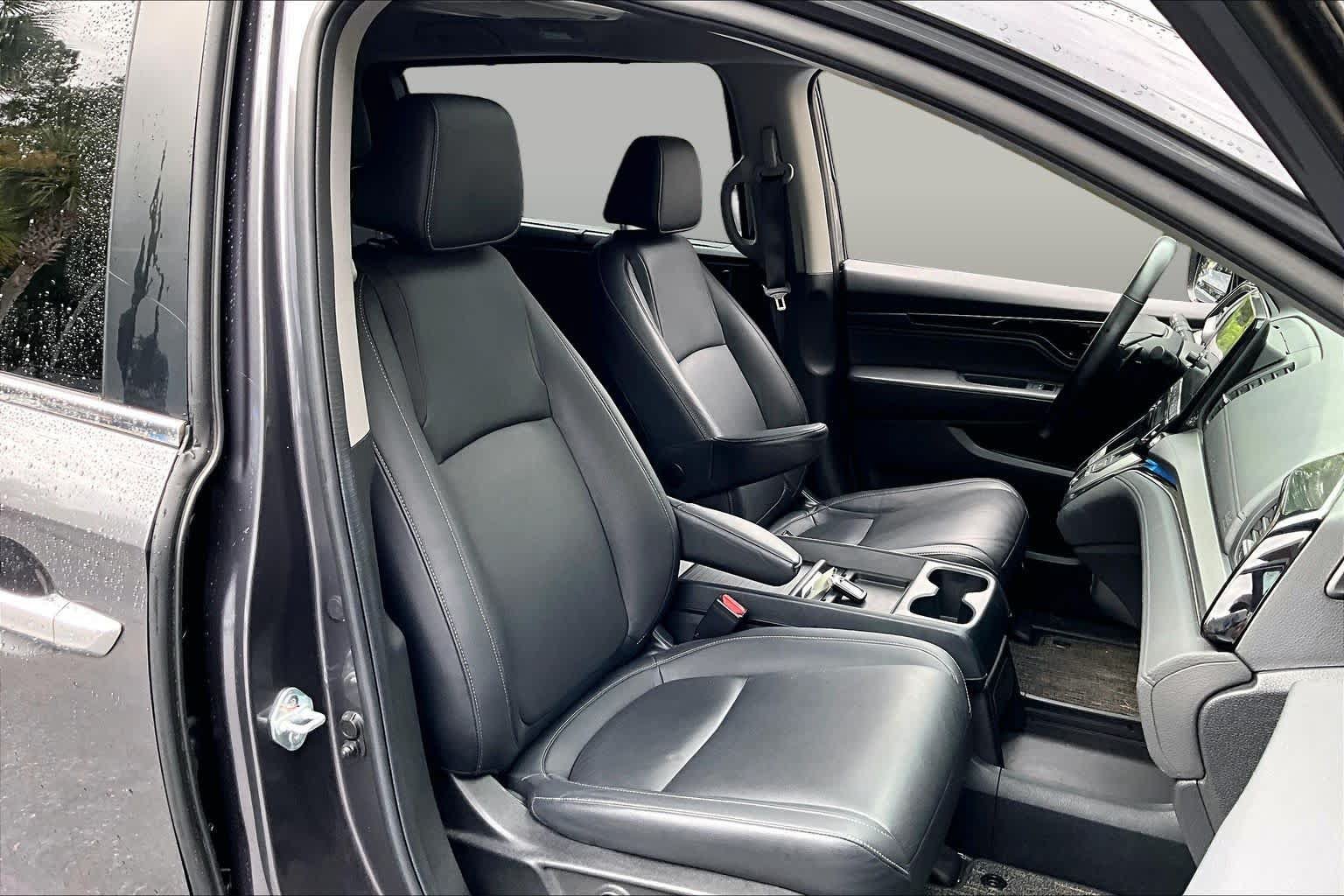 Used 2024 Honda Odyssey Touring image 9