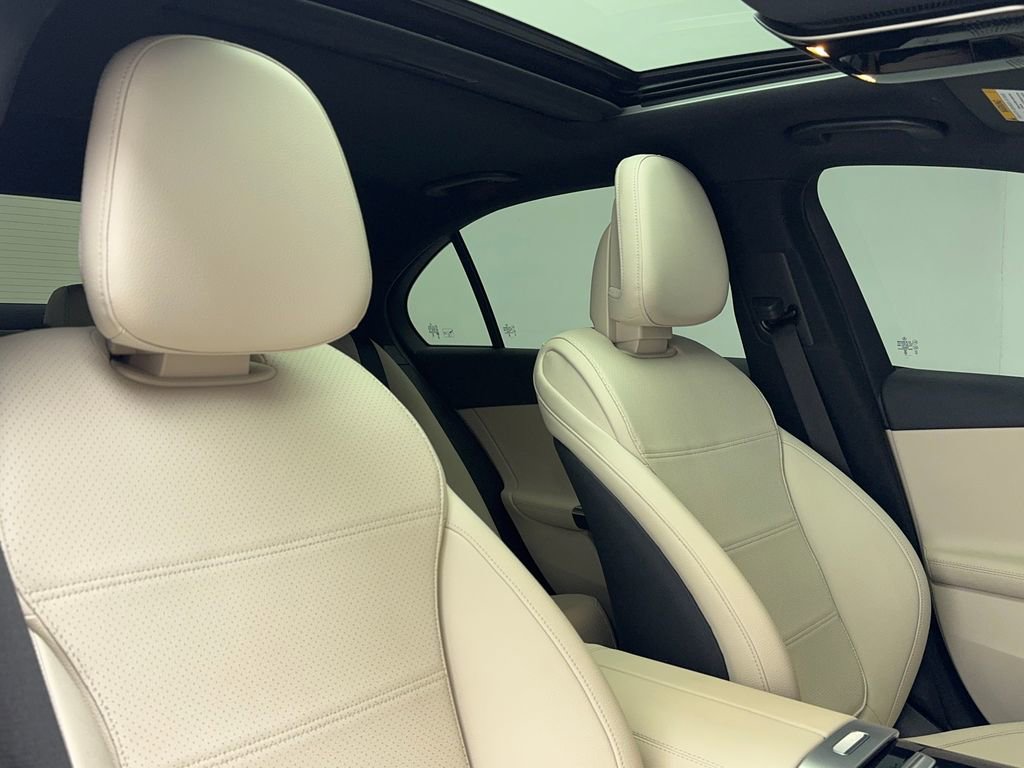 Used 2024 Mercedes-Benz C 300 4MATIC Sedan image 48