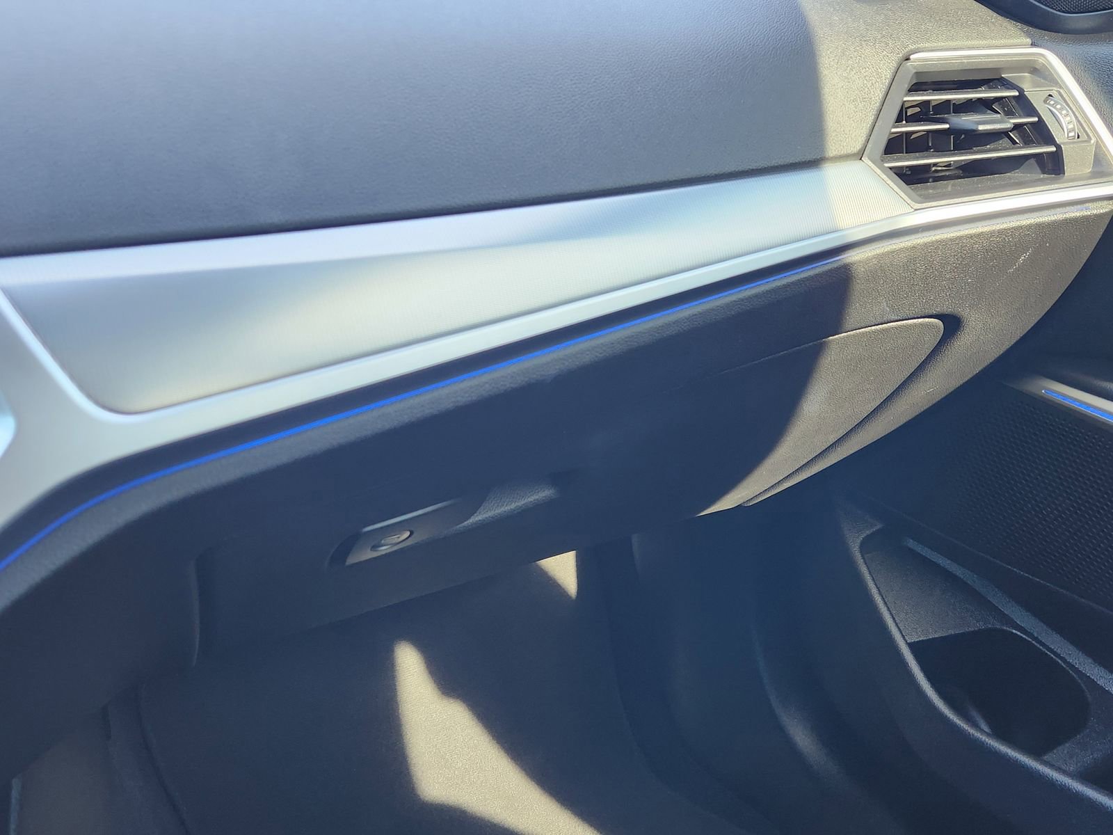 Used 2022 BMW 330i xDrive Sedan image 24