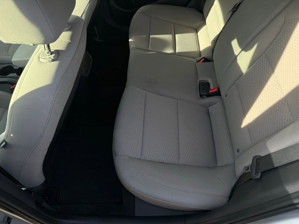 Used 2020 Hyundai Elantra Value Edition image 11