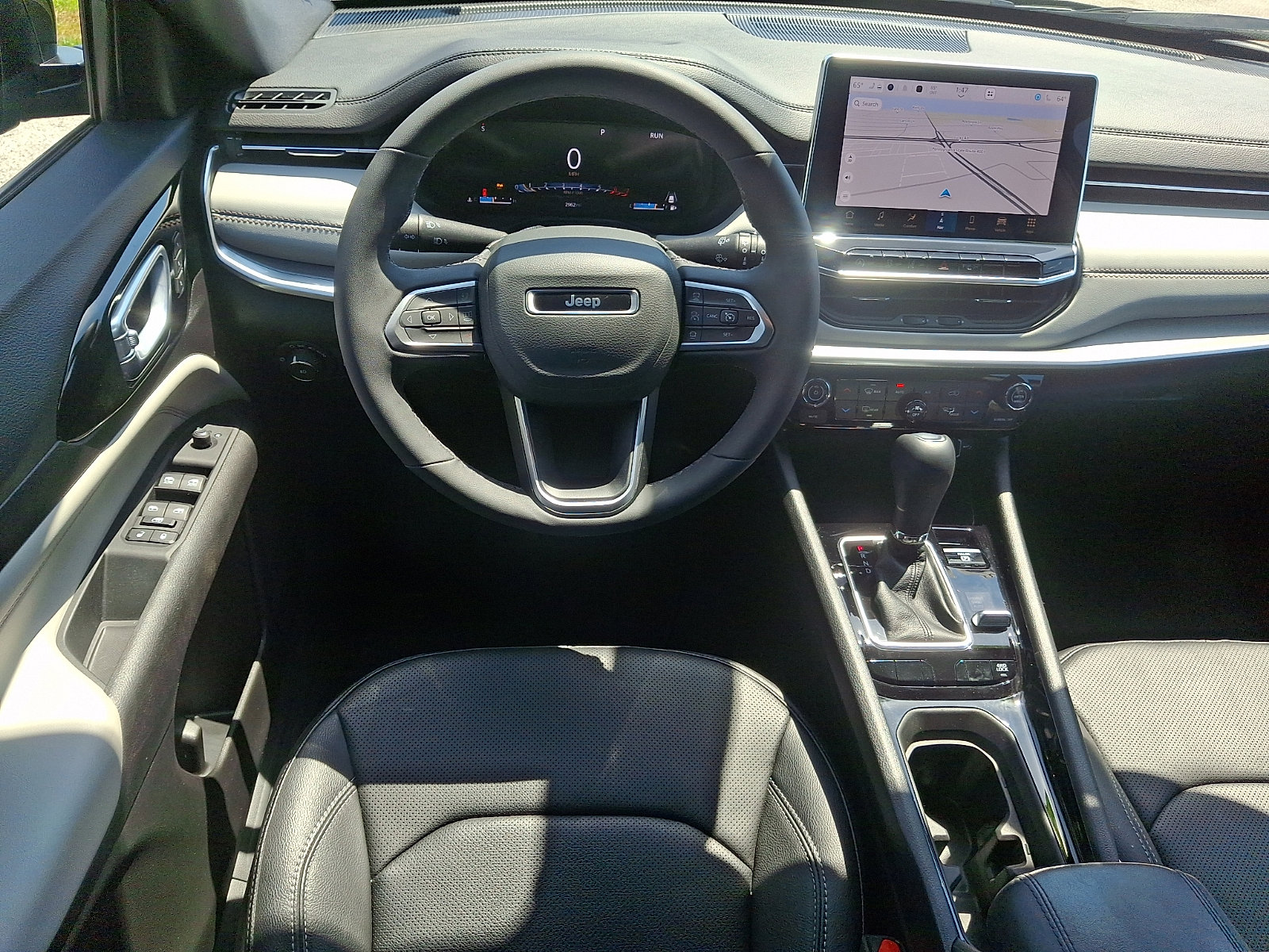 Used 2025 Jeep Compass Limited w/ Elite Group AWD/4WD image 12