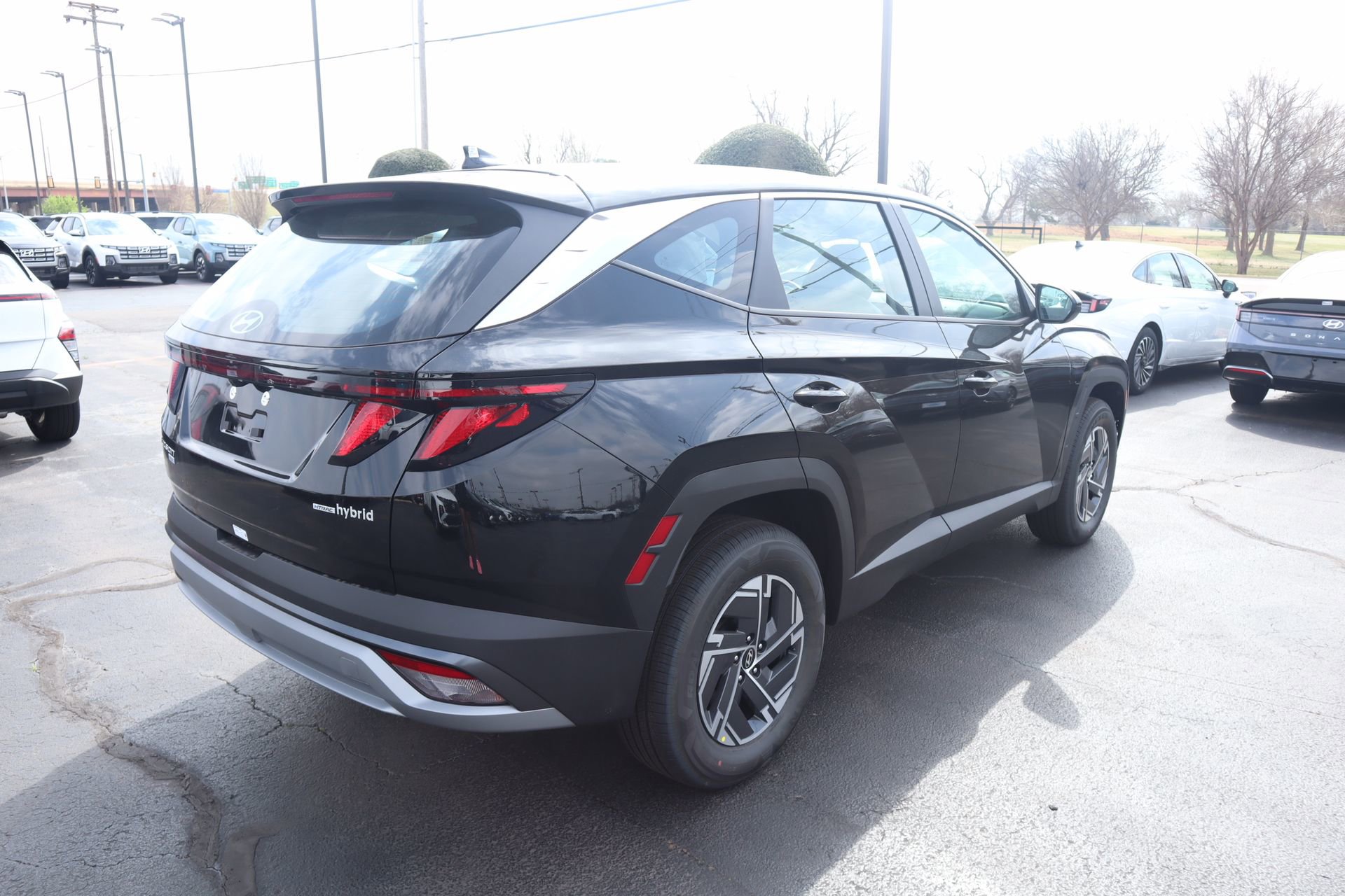 New 2026 Hyundai Tucson Blue SE image 18