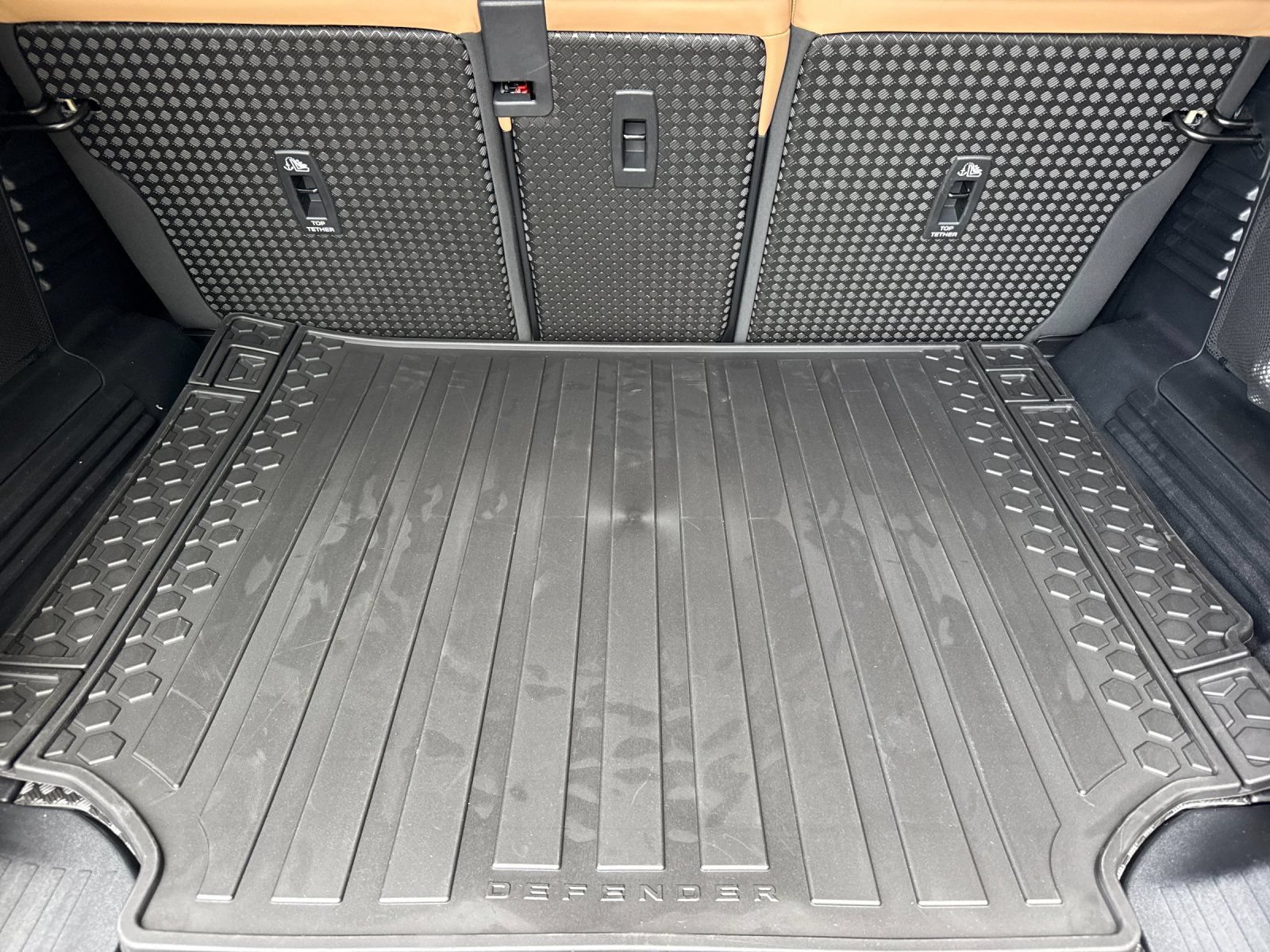 New 2026 Land Rover Defender 110 S AWD/4WD image 15