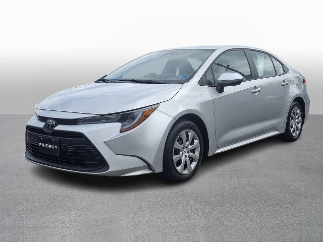 Used 2025 Toyota Corolla LE
