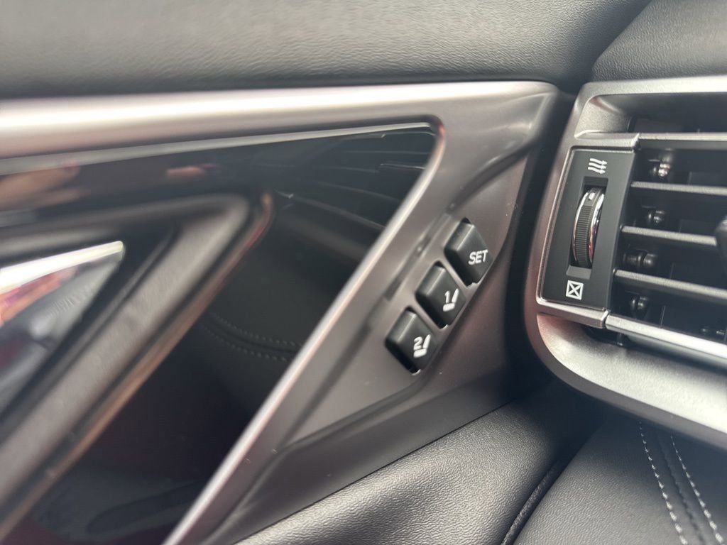 Used 2025 Subaru Outback Touring image 7