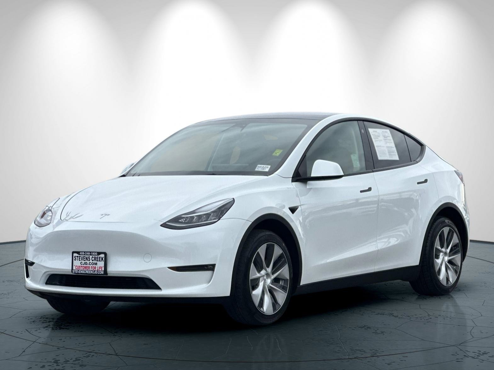 Used 2023 Tesla Model Y Long Range image 8