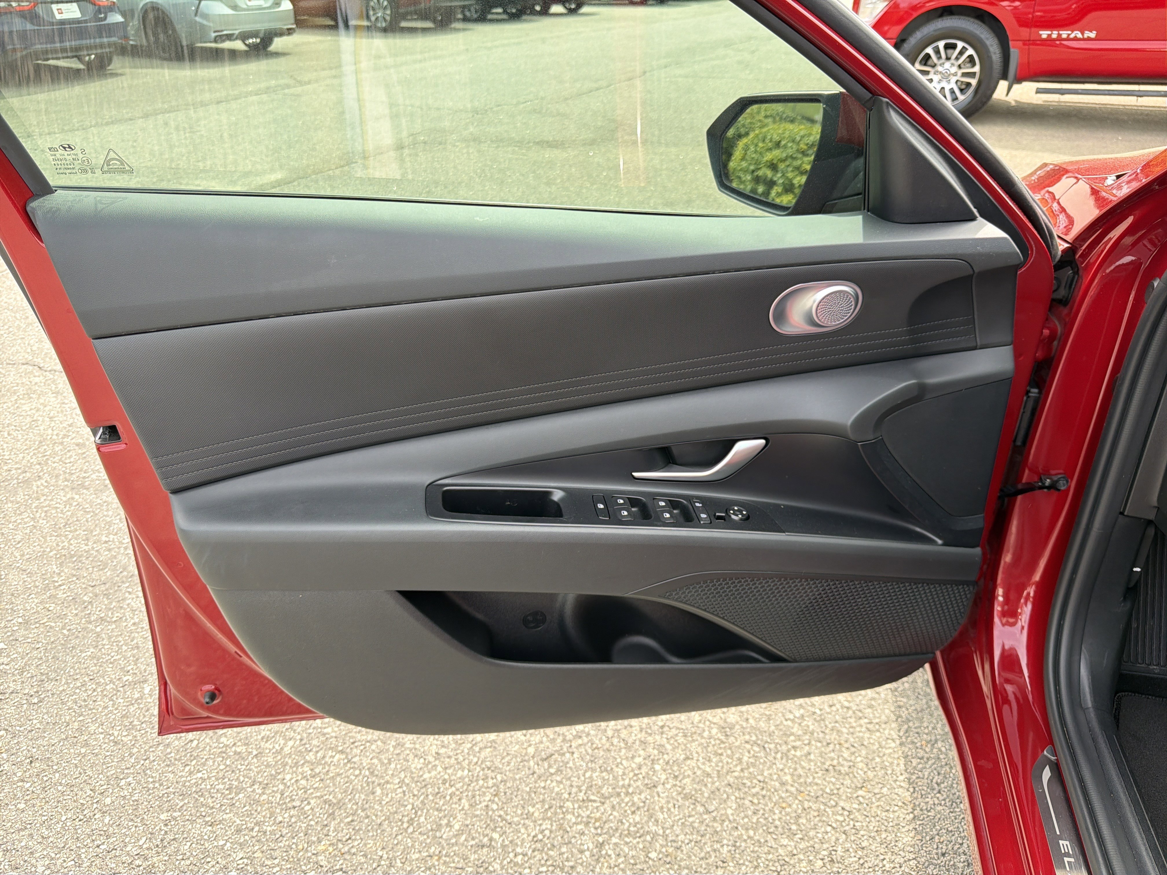 Used 2024 Hyundai Elantra Blue image 20