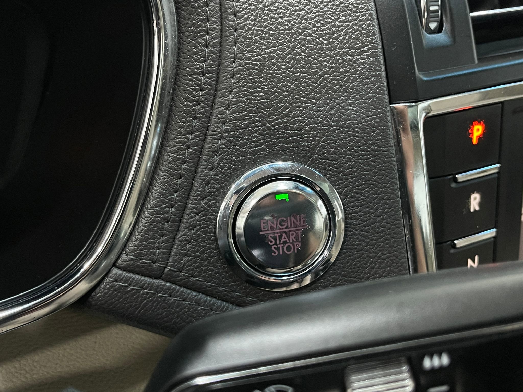 Used 2018 Lincoln Continental Select w/ Continental Climate Package image 20