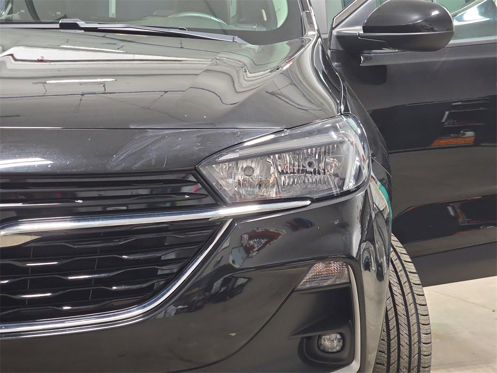 Used 2021 Buick Encore GX Select image 30