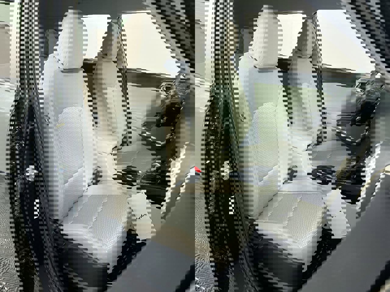 New 2025 Kia Soul LX w/ LX Technology Package image 31