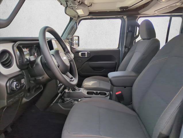 New 2026 Jeep Gladiator Sport AWD/4WD image 3